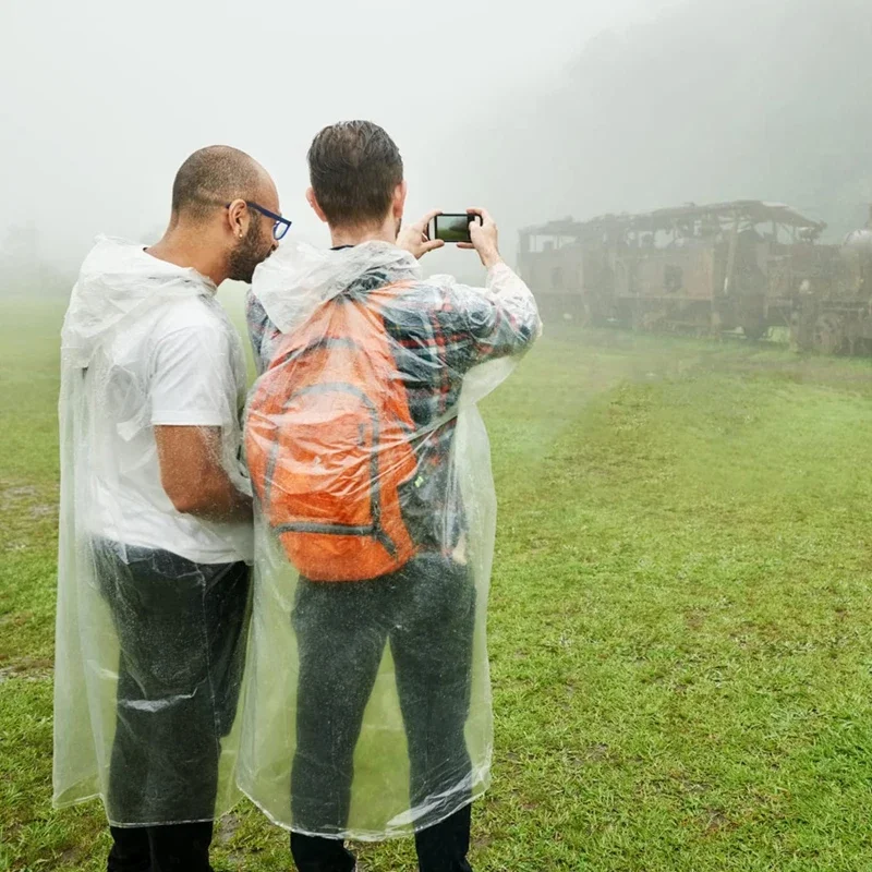 Tek kullanımlık su geçirmez ya - Emergency Poncho Rain incelemesi ve fiyatı
